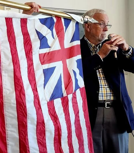 Lee with 1776 flag