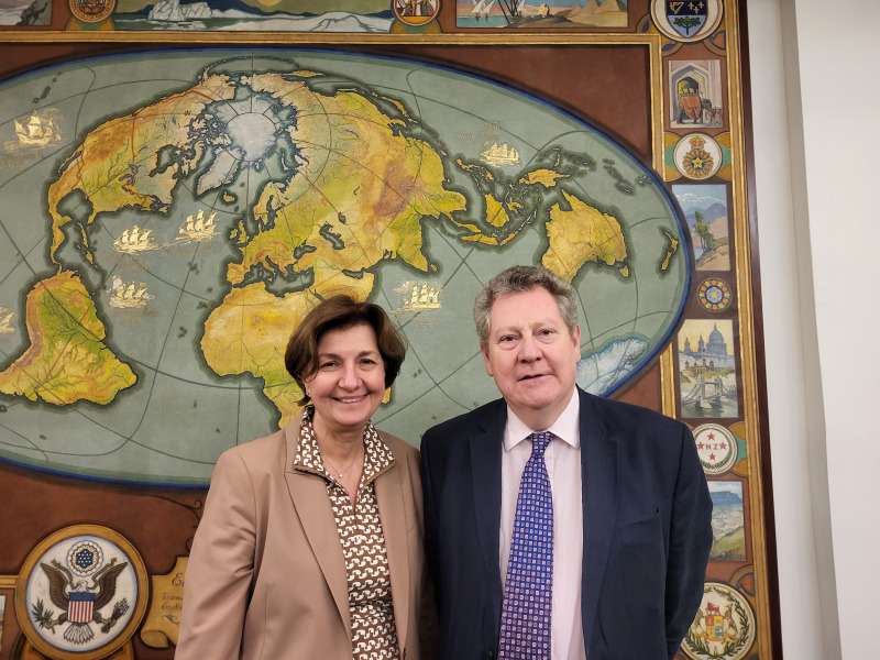 Karen-with-EW-Speaker-Andrew-Lownie-9.20.23
